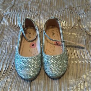 Girls size 4 sparkly dress flats